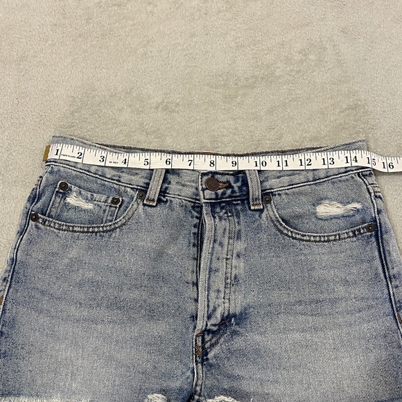 Cheap Monday Mid-Rise Denim Jean Shorts Size 26 - Picture 10 of 13
